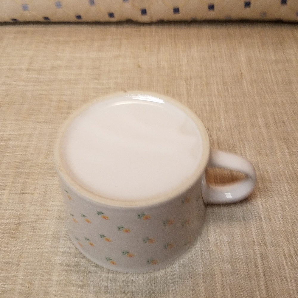 LNWOB Ceramic Mug W/Floral Print Design - Picture 2 of 3